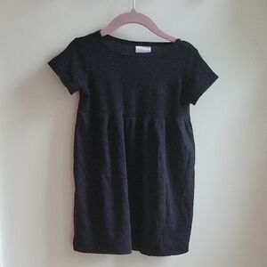 Tiny Button Apparel Bamboo Twirl Top 4/5 Years.